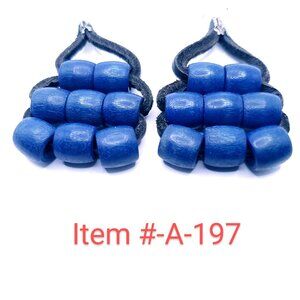 A pair of pierced earring, Item # A -197,